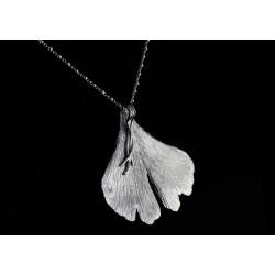 Feuille de Ginkgo Argent 999 sur Chaîne billes Argent 925